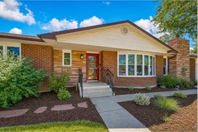 300 Crestridge Ln, Longmont, CO 80501 - Photo 5