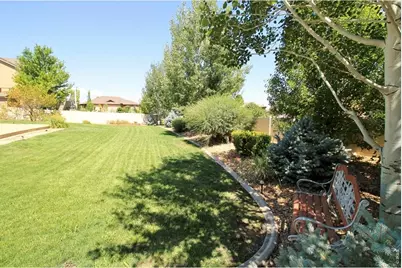 7404 Ladbroke Dr, Windsor, CO 80550 - Photo 45