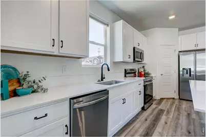 262 Cardinal St, Johnstown, CO 80534 - Photo 9