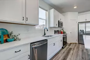262 Cardinal St, Johnstown, CO 80534 - Photo 9