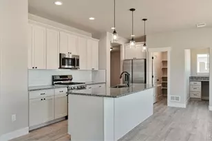9050 Harlequin Cir, Frederick, CO 80504 - Photo 3
