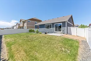 843 Sunlight Peak Dr, Severance, CO 80550 - Photo 25