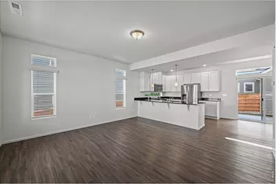 10195 Worchester St, Commerce City, CO 80022 - Photo 7