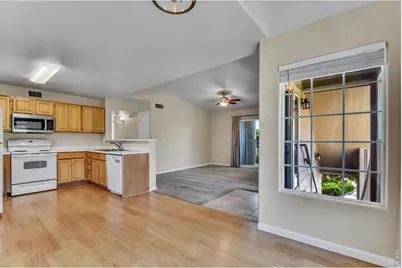 1070 Opal St #204, Broomfield, CO 80020 - Photo 11