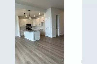 1051 Crown Sparrow St, Johnstown, CO 80534 - Photo 7