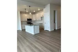 1051 Crown Sparrow St, Johnstown, CO 80534 - Photo 7