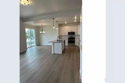 1051 Crown Sparrow St, Johnstown, CO 80534 - Photo 11