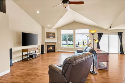 3785 Jay Hawk Ct, Dacono, CO 80514 - Photo 9