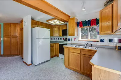 1421 Bluebell Dr, Estes Park, CO 80517 - Photo 41