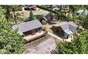 1421 Bluebell Dr, Estes Park, CO 80517 - Photo 3