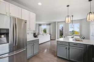10215 W 11th St, Greeley, CO 80634 - Photo 17