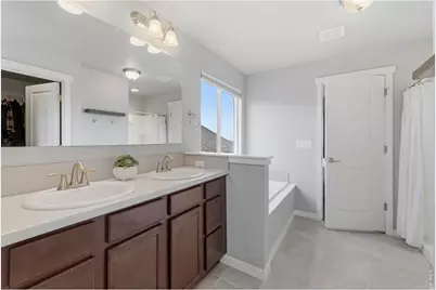 10215 W 11th St, Greeley, CO 80634 - Photo 17