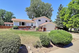 2724 19th St, Greeley, CO 80634 - Photo 3