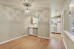 968 Richmond Dr, Fort Collins, CO 80526 - Photo 5