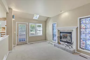 968 Richmond Dr, Fort Collins, CO 80526 - Photo 3