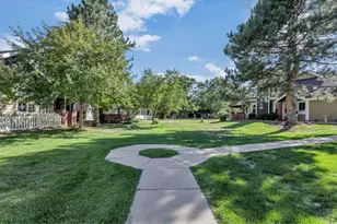 968 Richmond Dr, Fort Collins, CO 80526 - Photo 33