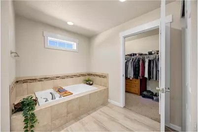 7407 Turnbull Ct, Windsor, CO 80550 - Photo 25
