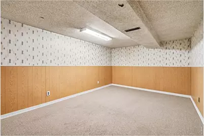 7927 Elmwood Ln, Denver, CO 80221 - Photo 29