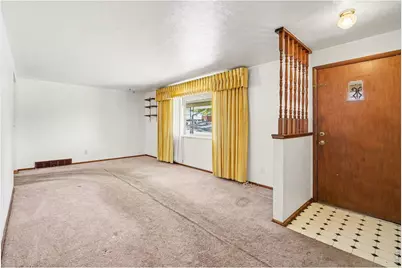 7927 Elmwood Ln, Denver, CO 80221 - Photo 5