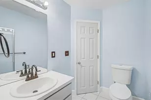 1629 N Clarkson St, Denver, CO 80218 - Photo 25