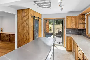 2431 Carriage Dr, Estes Park, CO 80517 - Photo 19
