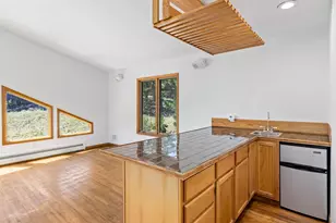 2431 Carriage Dr, Estes Park, CO 80517 - Photo 5
