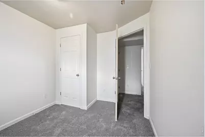 2915 Ptarmigan Dr, Evans, CO 80620 - Photo 29