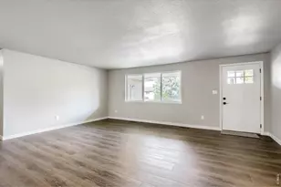 4869 N Roosevelt Ave, Loveland, CO 80538 - Photo 5