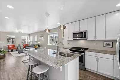 9340 E 58th Ave, Denver, CO 80238 - Photo 9