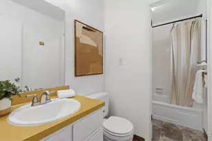672 Mansfield Dr, Fort Collins, CO 80525 - Photo 17