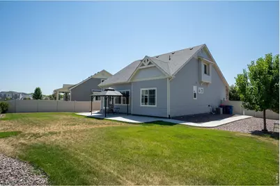 4301 Riverwalk Cir, Johnstown, CO 80534 - Photo 39