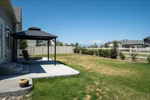 4301 Riverwalk Circle, Johnstown, CO 80534 - Photo 37