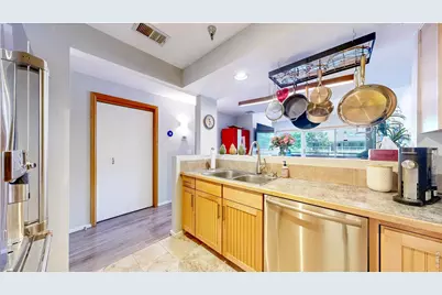 624 Pearl St #203, Boulder, CO 80302 - Photo 7
