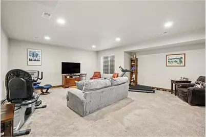 1643 Hoehne St, Loveland, CO 80538 - Photo 23