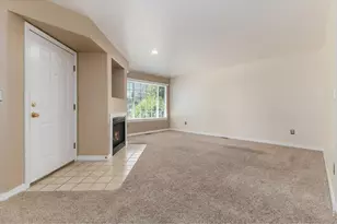 1419 Red Mountain Dr, Longmont, CO 80504 - Photo 3
