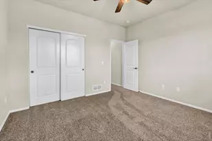 1884 Covered Bridge Pkwy, Windsor, CO 80550 - Photo 19