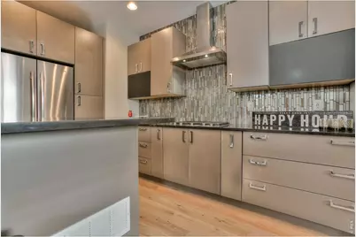852 E Stuart St, Fort Collins, CO 80525 - Photo 9