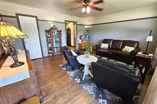 806 Elwood St, Sterling, CO 80751 - Photo 3