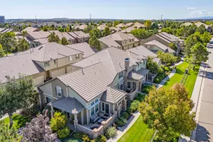 8887 Tappy Toorie Cir, Highlands Ranch, CO 80129 - Photo 31