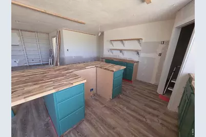 12102 Dell Ln, Weldona, CO 80653 - Photo 9