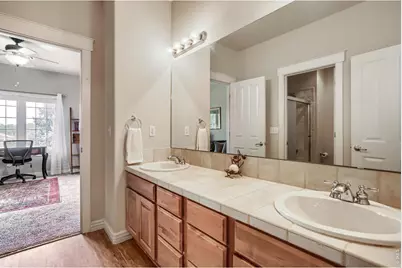 1001 Wyndemere Cir, Longmont, CO 80504 - Photo 17