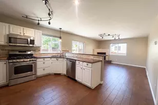 4115 Rocky Ford Dr, Loveland, CO 80538 - Photo 3
