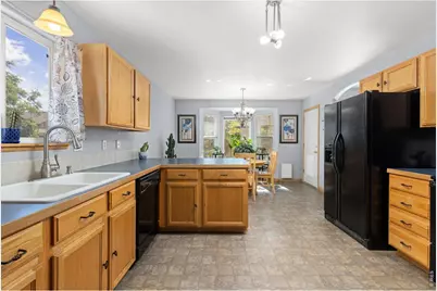 328 Gypsum Ln, Johnstown, CO 80534 - Photo 7