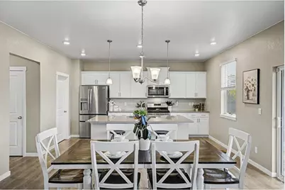 15704 Roslyn St, Thornton, CO 80602 - Photo 17