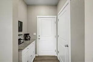 15704 Roslyn St, Thornton, CO 80602 - Photo 25
