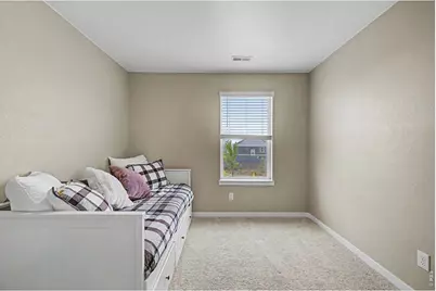 15704 Roslyn St, Thornton, CO 80602 - Photo 39