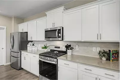 15704 Roslyn St, Thornton, CO 80602 - Photo 23