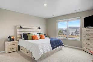 15704 Roslyn St, Thornton, CO 80602 - Photo 27