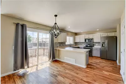 2504 Carriage Dr, Milliken, CO 80543 - Photo 11