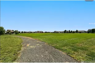 2504 Carriage Dr, Milliken, CO 80543 - Photo 39